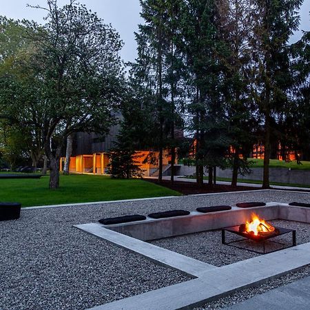 Camppinus Park Villa Jezierzany Bagian luar foto